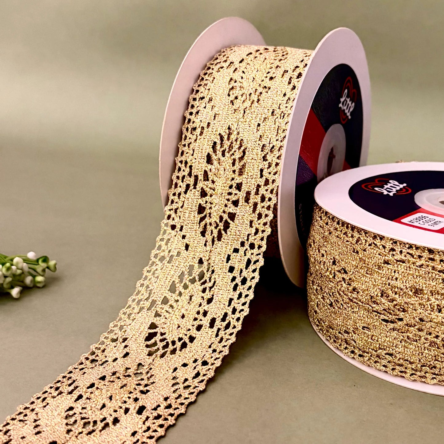 lace-gold-metallic-lace-13096-littl