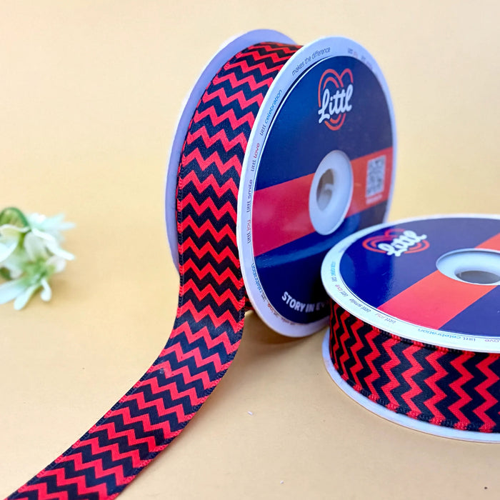 Zigzag Cherry Night – Printed Satin Ribbon, 15 & 25 mm