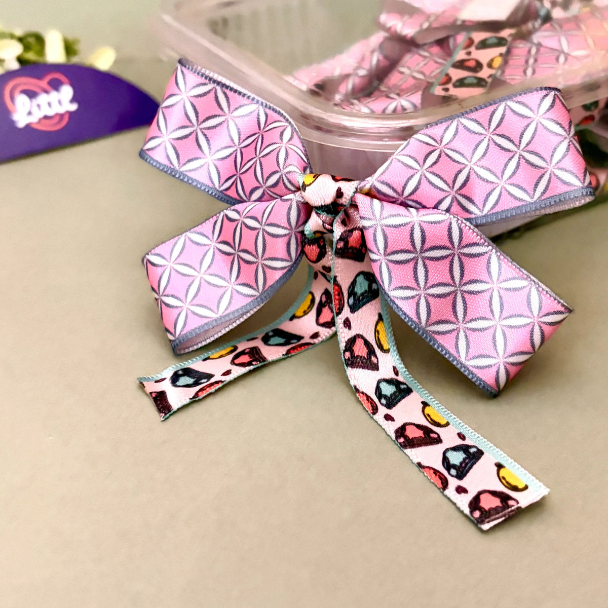 Trellis Pink Grey – Ready-Made Satin Bows, Pack of 10   Littl