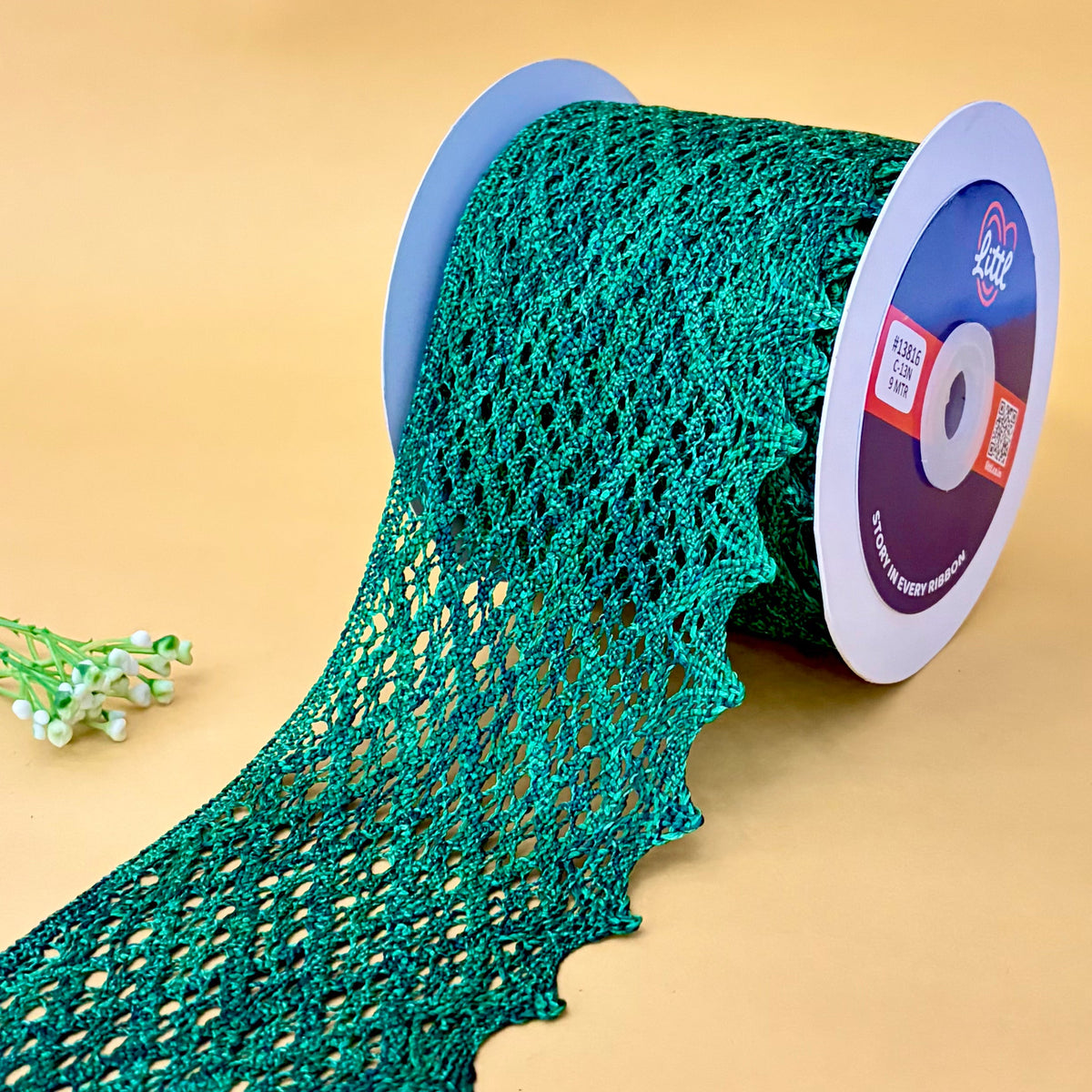 Shimmer Scallop Wide – Colour Crochet Lace, 3.5 inch (90 mm), in dark green, by Littl